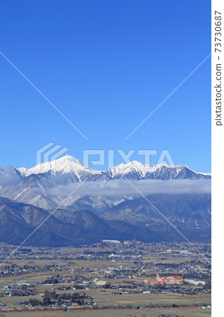 冬天安曇野和北阿爾卑斯山 冬天安曇野和北阿爾卑斯山 73730687