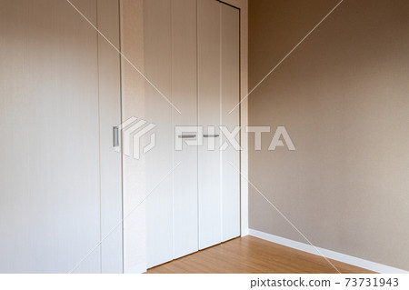 Indoors of a rental studio apartment 73731943
