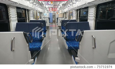 客房內安裝有混合顯示器的戰國東北線HB-E210系列 客房內安裝有混合顯示器的戰國東北線HB-E210系列 73731974