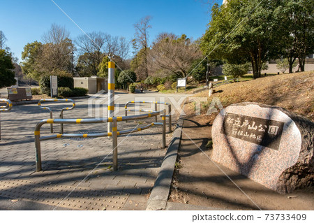 東京新宿區富山公園 73733409