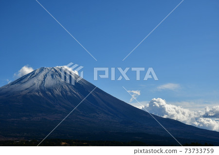 Fuji Morning Fog Highland Fuji Morning Fog Highland 73733759