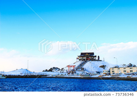 Kabushima Shrine on New Year's Day 73736346