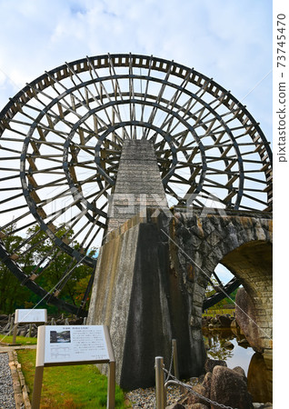 山岡市外婆市You橋路站日本第一木水車 73745470