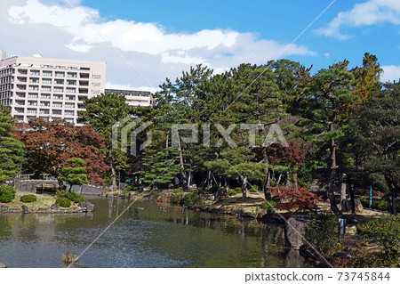 鶴舞公園的風景 73745844