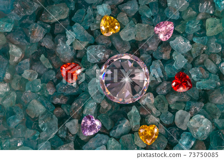 .The diamonds are placed in an enclave of heart shaped diamonds. 73750085