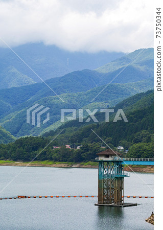 山梨縣/廣瀨夏水壩/廣瀨湖 山梨縣/廣瀨夏水壩/廣瀨湖 73750344