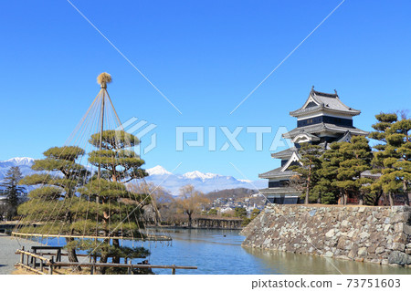 National Treasure Matsumoto Castle and the Northern Alps National Treasure Matsumoto Castle and the Northern Alps 73751603