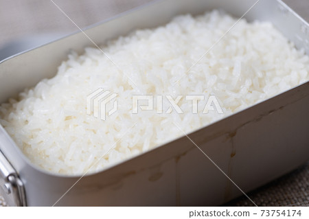 Mestin / Mess tin / Freshly cooked rice_2 Mestin / Mess tin / Freshly cooked rice_2 73754174