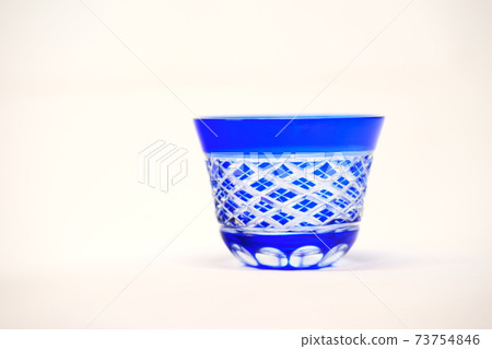 Kiriko glass table photo 12 73754846