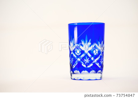 Kiriko glass table photo 13 73754847
