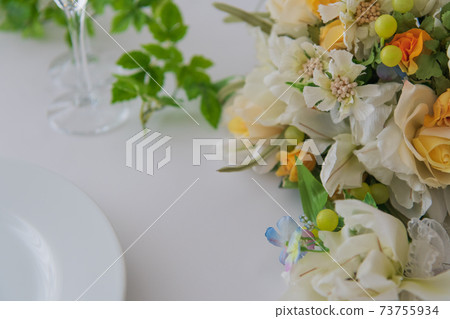 Bridal bouquet tableware image background material 73755934