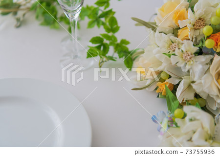 Bridal bouquet tableware image background material Bridal bouquet tableware image background material 73755936