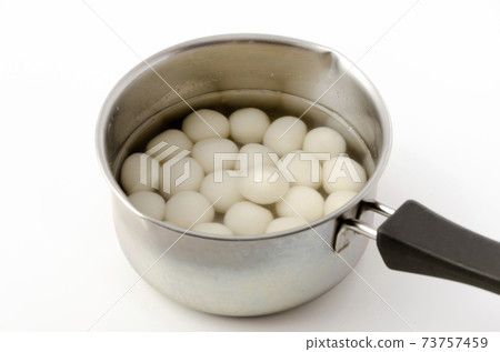 White rice dumplings 73757459