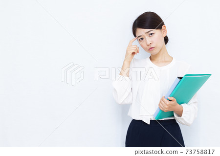 30年代女性商務辦公室休閒 30年代女性商務辦公室休閒 73758817