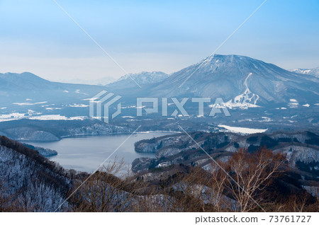 滑雪勝地妙高山/冬季的風景 滑雪勝地妙高山/冬季的風景 73761727