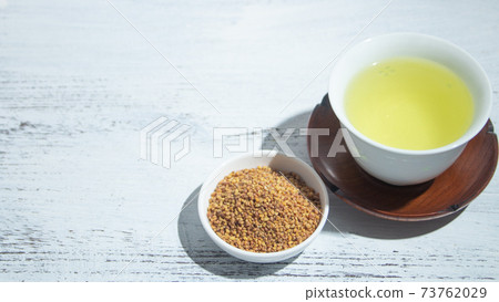 韃靼 Soba tea (produced in Hokkaido, Japan), a healthy tea rich in polyphenols called "rutin" 韃靼 Soba tea (produced in Hokkaido, Japan), a healthy tea rich in polyphenols called "rutin" 73762029