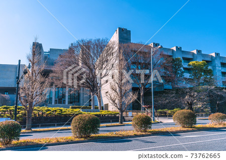 日本東京最高法院等城市景觀的視圖。 日本東京最高法院等城市景觀的視圖。 73762665