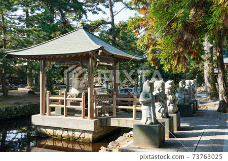 七個幸運神鵰像四國聖地80號富達索贊岐國分寺（國分寺） 73763025
