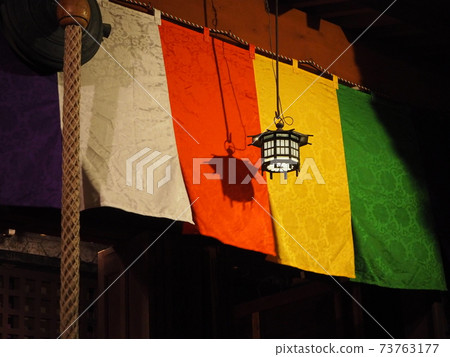 A temple ready to welcome worshipers on New Year's Eve 73763177
