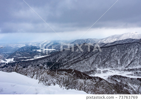 冬季大山 冬季大山 73763769