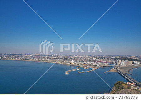 從江之島看的片瀨西濱海灘 73765779