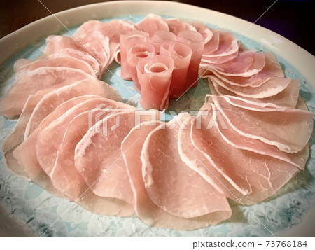 生火腿玫瑰花盛盤照片素材 生火腿玫瑰花盛盤照片素材 73768184