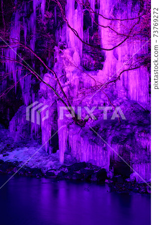 ita玉秩父_ Misotsuchi icicle ita玉秩父_ Misotsuchi icicle 73769272