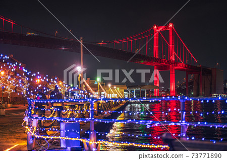 Illuminations night view of Wakamatsu Minami Kaigan Dori [Kitakyushu City, Fukuoka Prefecture] 73771890