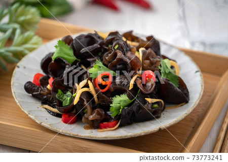 Cold fungus, cloud ear, chuan ear, cold cloud ear, cold chuan ear, black fungus cold dish キクラゲ Cold fungus, cloud ear, chuan ear, cold cloud ear, cold chuan ear, black fungus cold dish キクラゲ 73773241