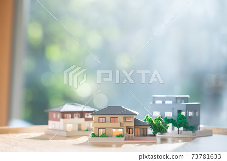 Home Mortgage Real Estate Image Miniature Model Manufacturer 73781633