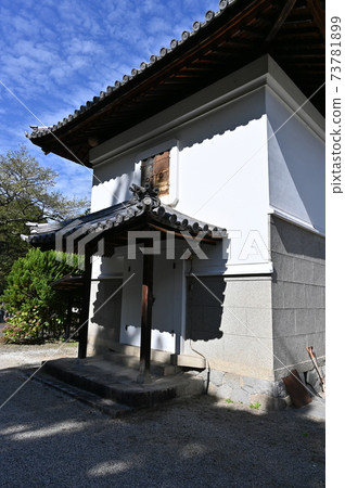Kiso Okuwa Village, a warehouse in the precincts of Joshoji Temple Kiso Okuwa Village, a warehouse in the precincts of Joshoji Temple 73781899