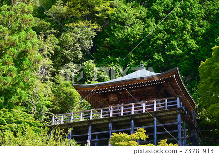 Iwadekannon, Shimizu, Kiso, Okuwa Village 73781913
