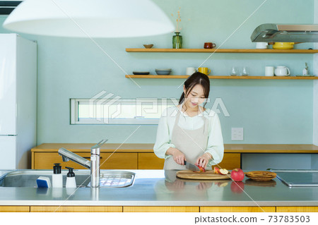 簡單的廚房女人 簡單的廚房女人 73783503