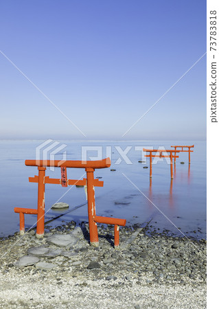 Mysterious scenery of the Ariake Sea Underwater Torii of Oo Shrine (Saga Prefecture) Mysterious scenery of the Ariake Sea Underwater Torii of Oo Shrine (Saga Prefecture) 73783818