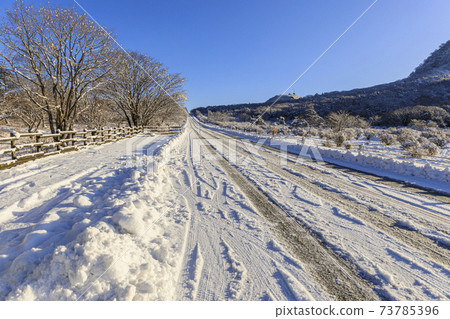 榛名山yusuge沼澤雪景 照片素材 圖片 圖庫