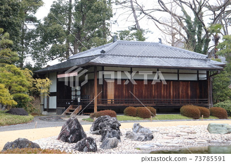 Warakuan of Nijo Castle 73785591