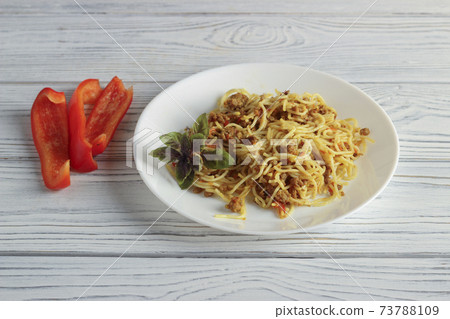 Vermicelli with minced meat 73788109