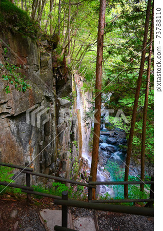 築地峽觀音瀑布不動公園中津川市 築地峽觀音瀑布不動公園中津川市 73788110