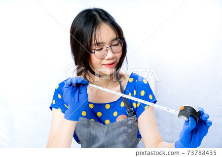 Asian girl with a mechanic job woman's problem Asian girl with a mechanic job woman's problem 73788435