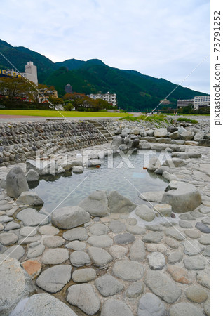 Gero Onsen Fountain Pond, Gero City, Gifu Prefecture 73791252