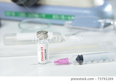 Covid-19 coronavirus vaccine in Doctor Researcher Covid-19 coronavirus vaccine in Doctor Researcher 73791269