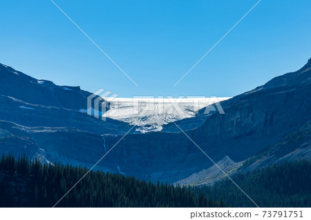 Bow Glacier above Bow Lake in 2020 summer. Banff National Park, Canadian Rockies, Alberta, Canada. Bow Glacier above Bow Lake in 2020 summer. Banff National Park, Canadian Rockies, Alberta, Canada. 73791751