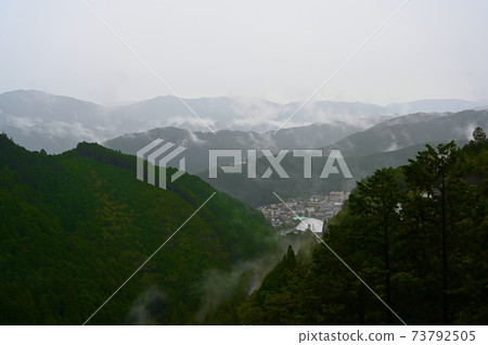 郡上市八man城堡山脈郡上市 73792505