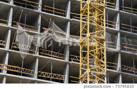 Multi-storey building under construction (new residential complex), Moscow, Russia Multi-storey building under construction (new residential complex), Moscow, Russia 73795810