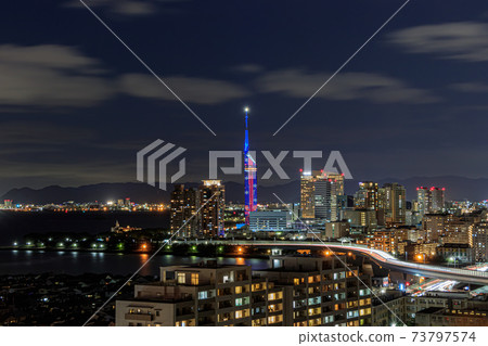 從愛宕神社看福岡市的夜景 73797574