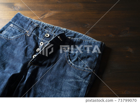 牛仔褲 牛仔褲 73799070