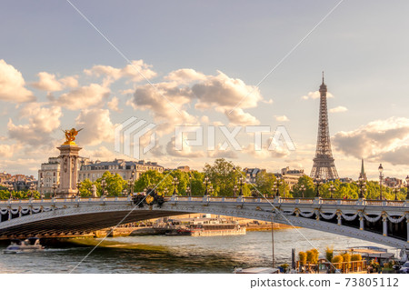 Alexander III Bridge and Eiffel Tower on a Sunny Summer Day Alexander III Bridge and Eiffel Tower on a Sunny Summer Day 73805112