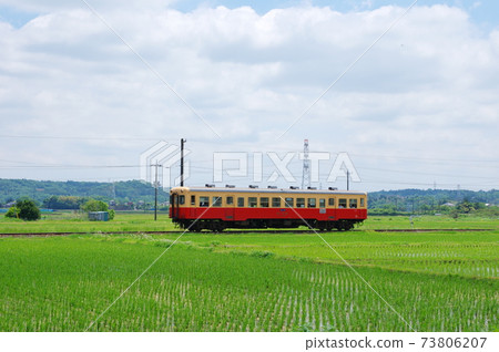 小湊鐵路（千葉縣市原市草三都站附近） 73806207