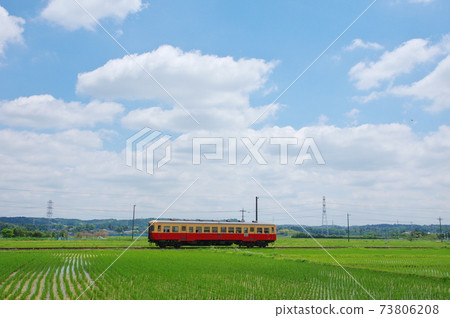 小湊鐵路（千葉縣市原市草三都站附近） 73806208