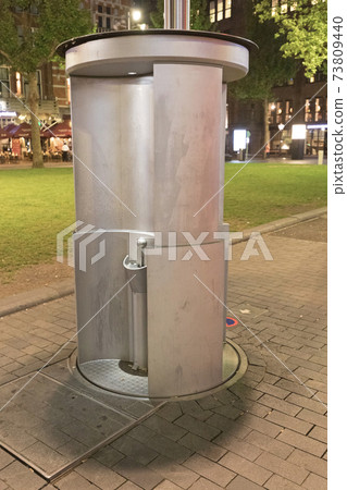 Pop Up Urinal Pop Up Urinal 73809440